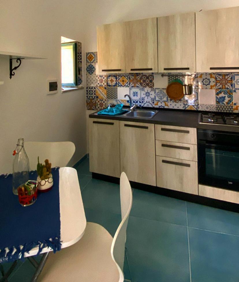 Casa Vacanza Le Tre Sorelle Vietri Exteriör bild