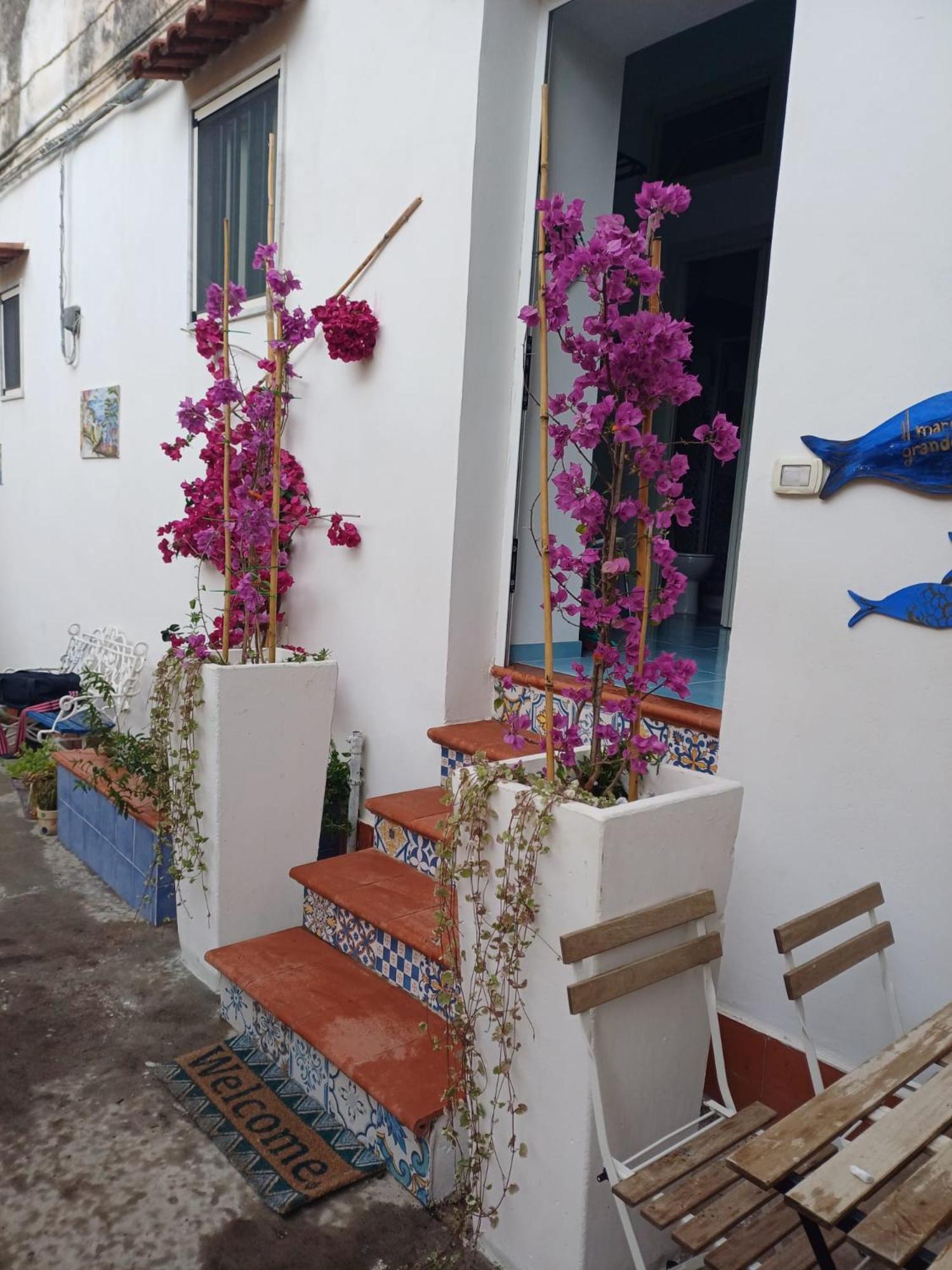Casa Vacanza Le Tre Sorelle Vietri Exteriör bild